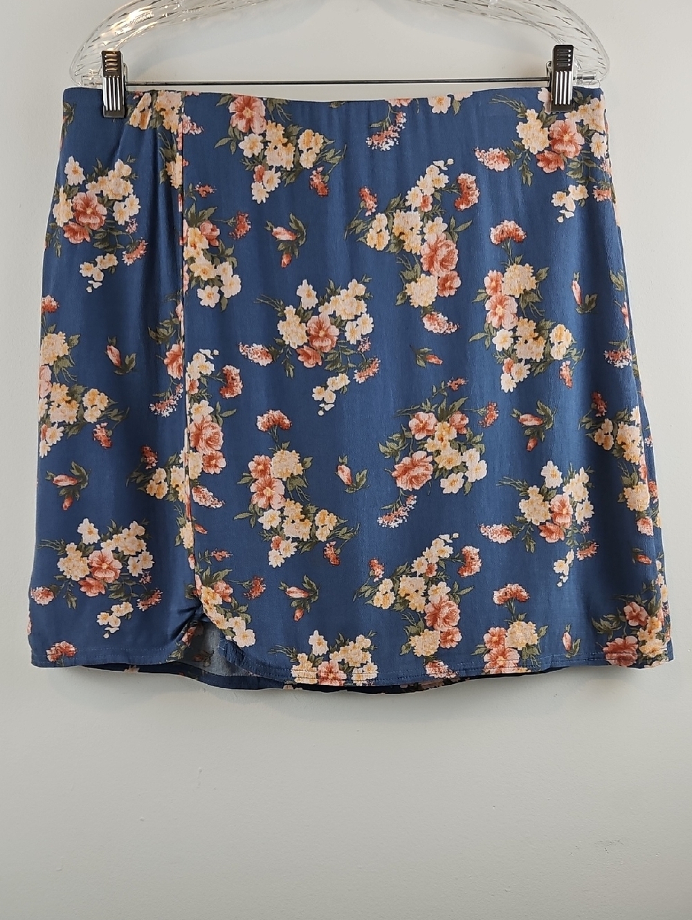 American Eagle Floral Mini Skirt XL Blue Pink Lined